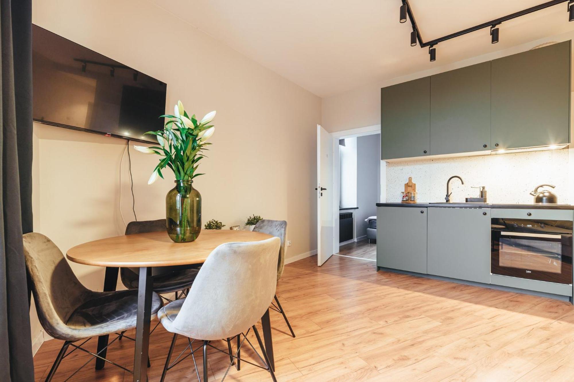Stylowy loft w kamienicy przy Dworcu PKP Radom Pokój zdjęcie