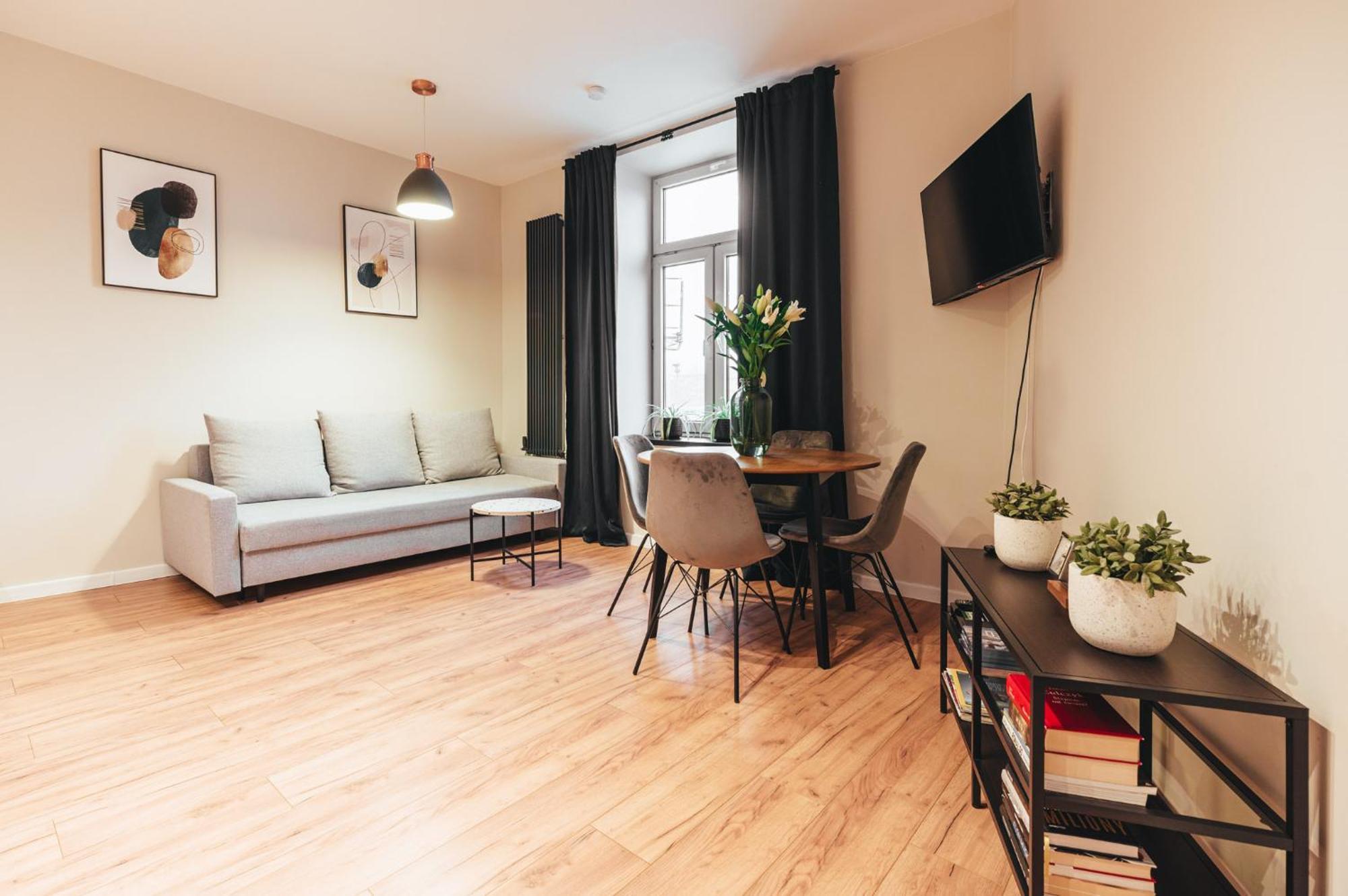 Stylowy loft w kamienicy przy Dworcu PKP Radom Zewnętrze zdjęcie